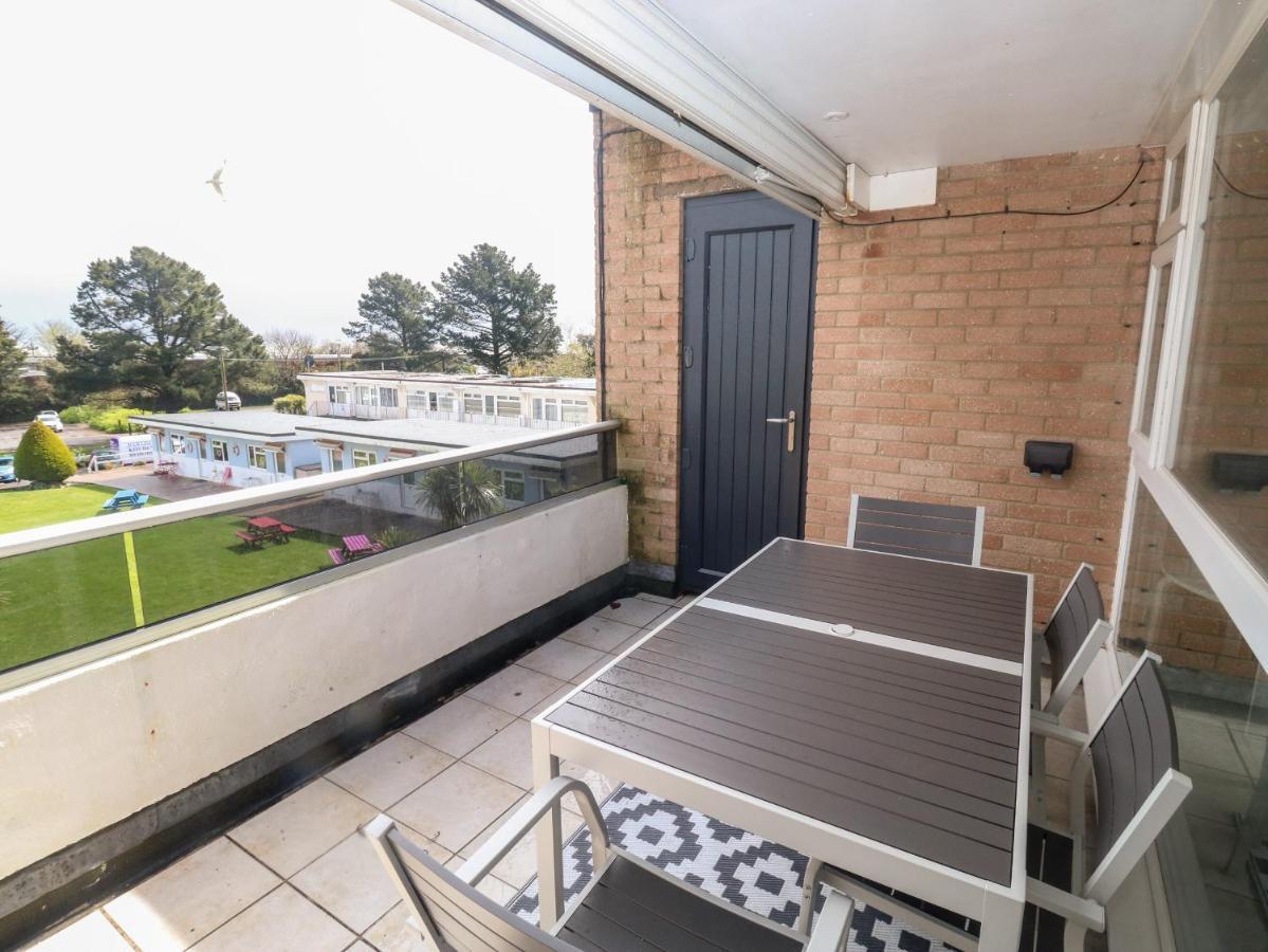 Sunny View Apartment Dawlish Bagian luar foto
