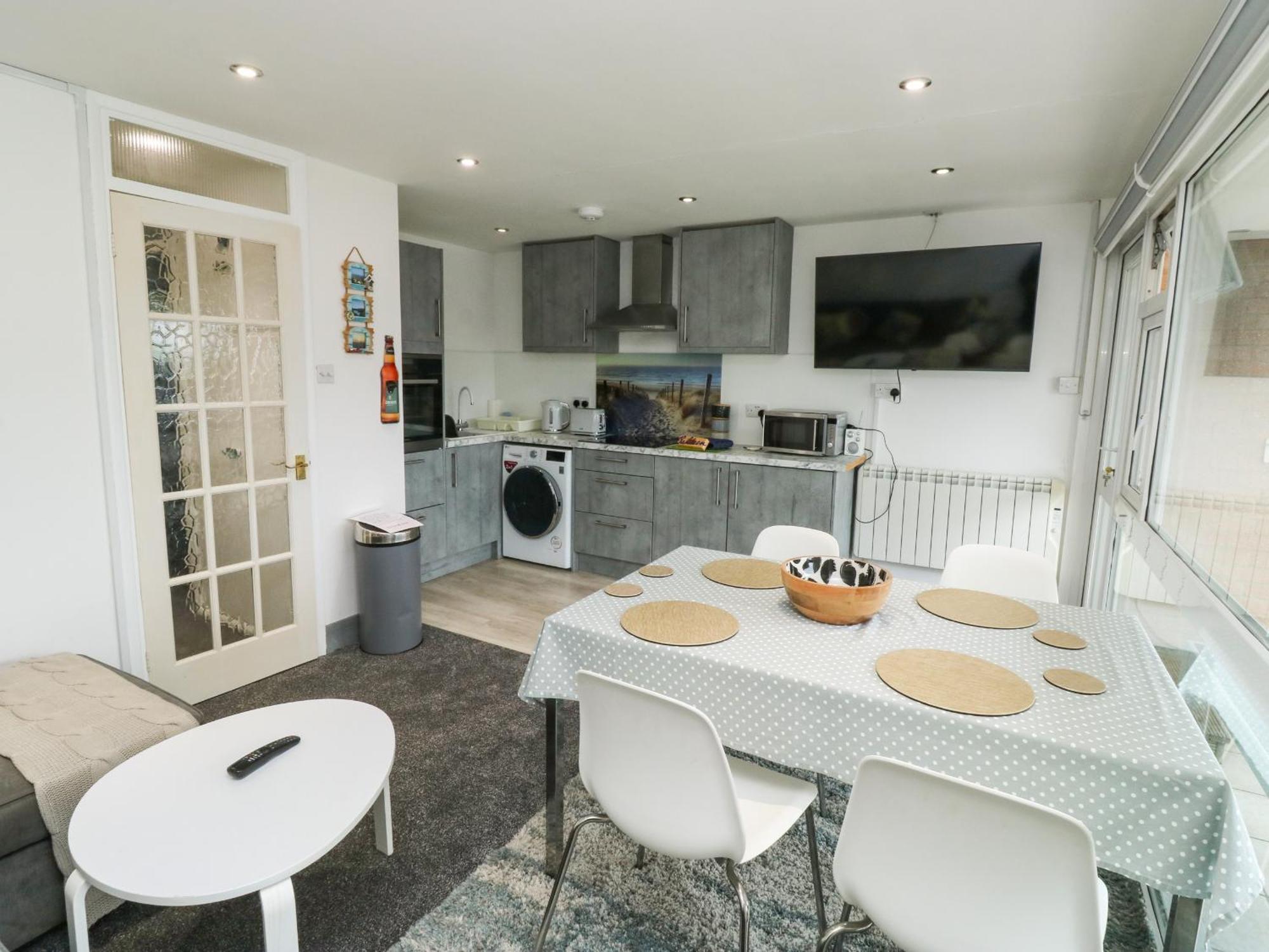 Sunny View Apartment Dawlish Bagian luar foto