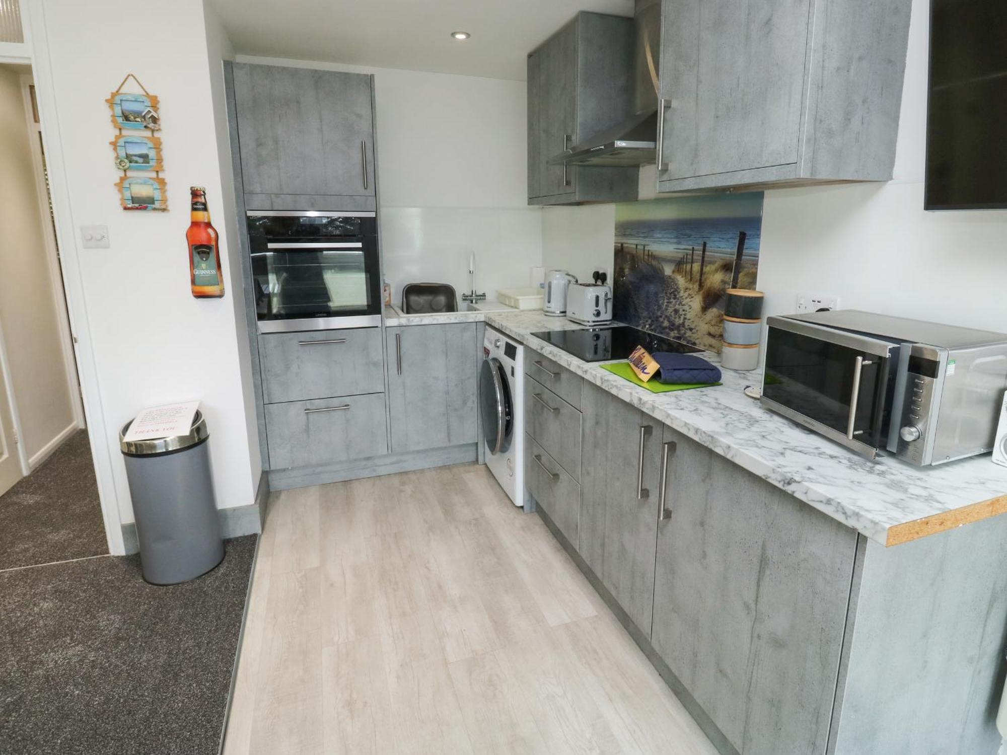 Sunny View Apartment Dawlish Bagian luar foto