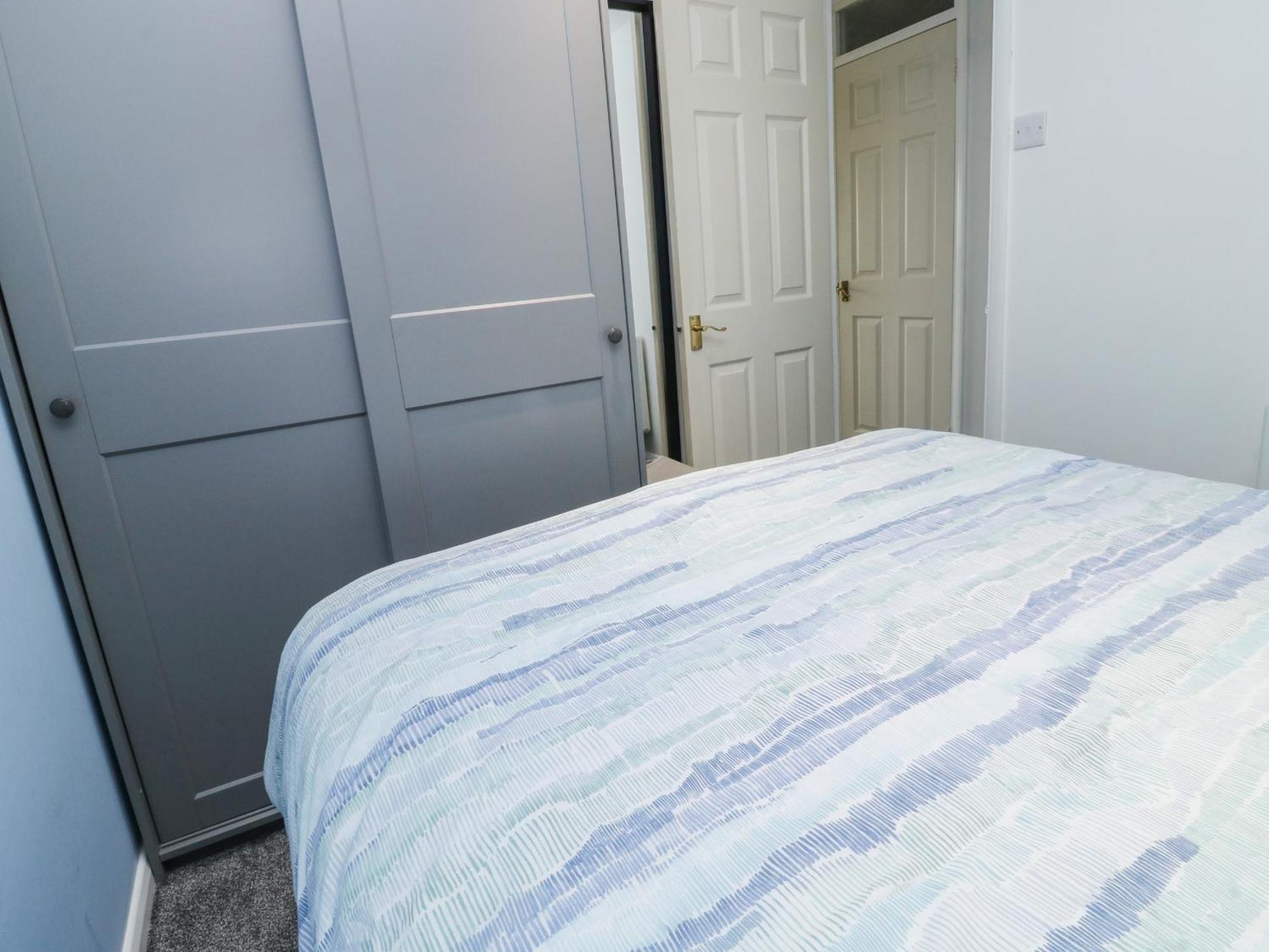 Sunny View Apartment Dawlish Bagian luar foto