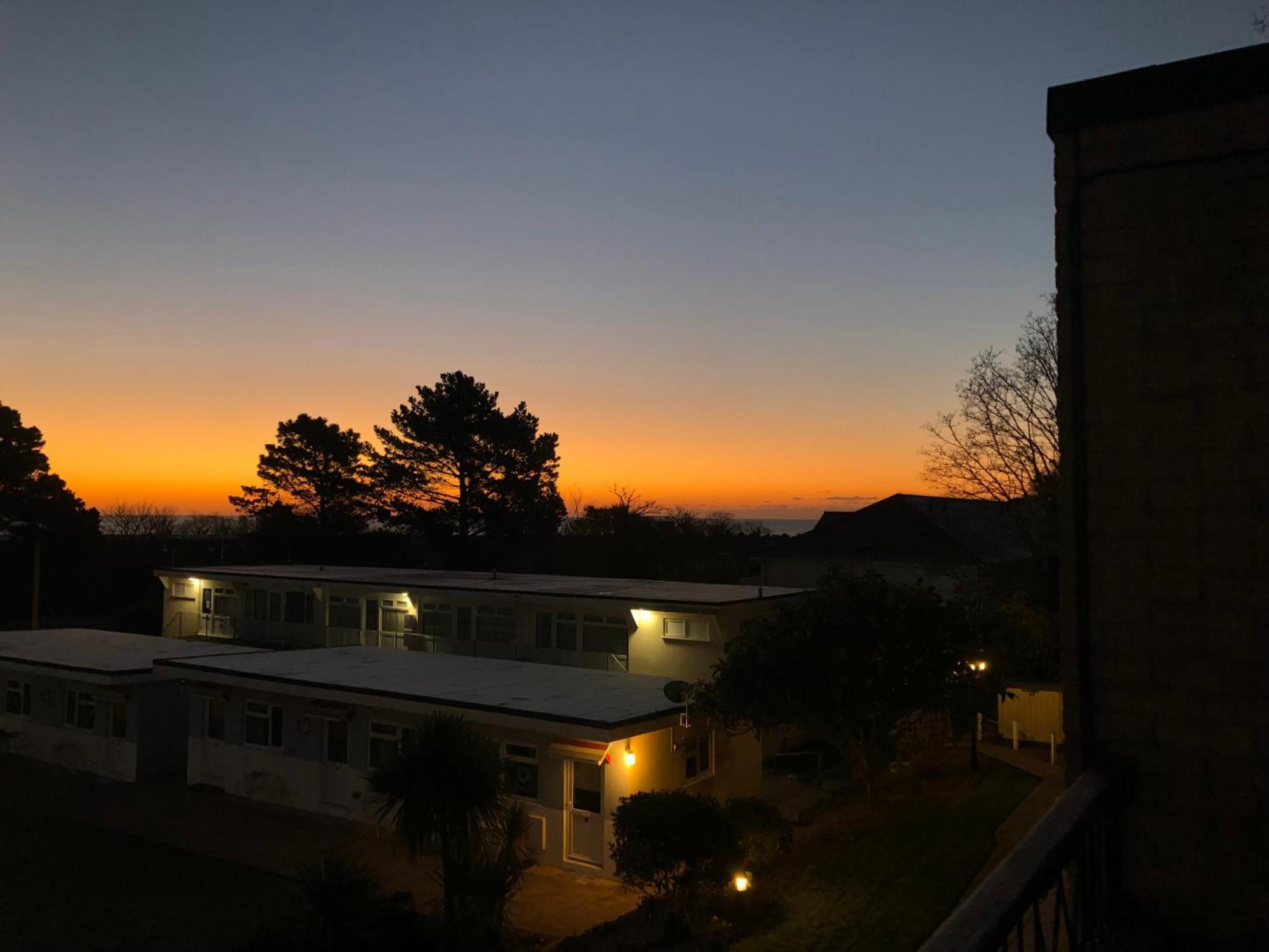 Sunny View Apartment Dawlish Bagian luar foto
